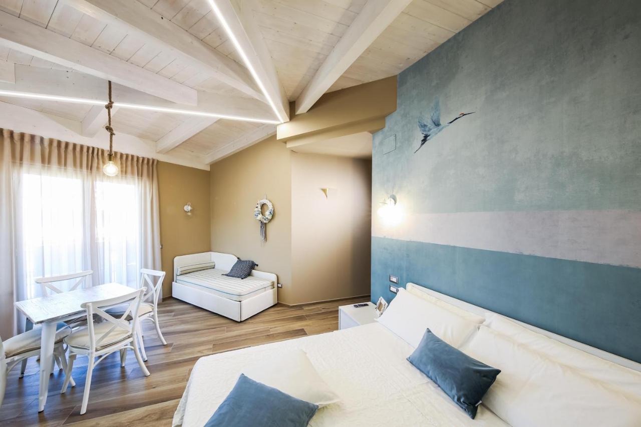 Vicolo Malavolta 7 Rooms And Suites Pedaso Luaran gambar