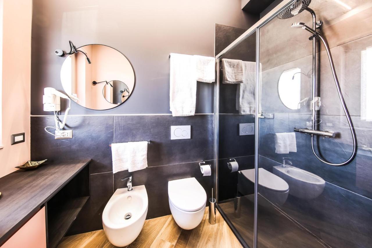 Vicolo Malavolta 7 Rooms And Suites Pedaso Luaran gambar