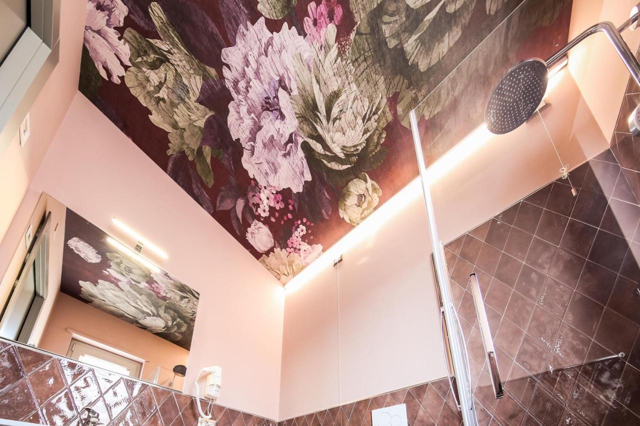 Vicolo Malavolta 7 Rooms And Suites Pedaso Luaran gambar